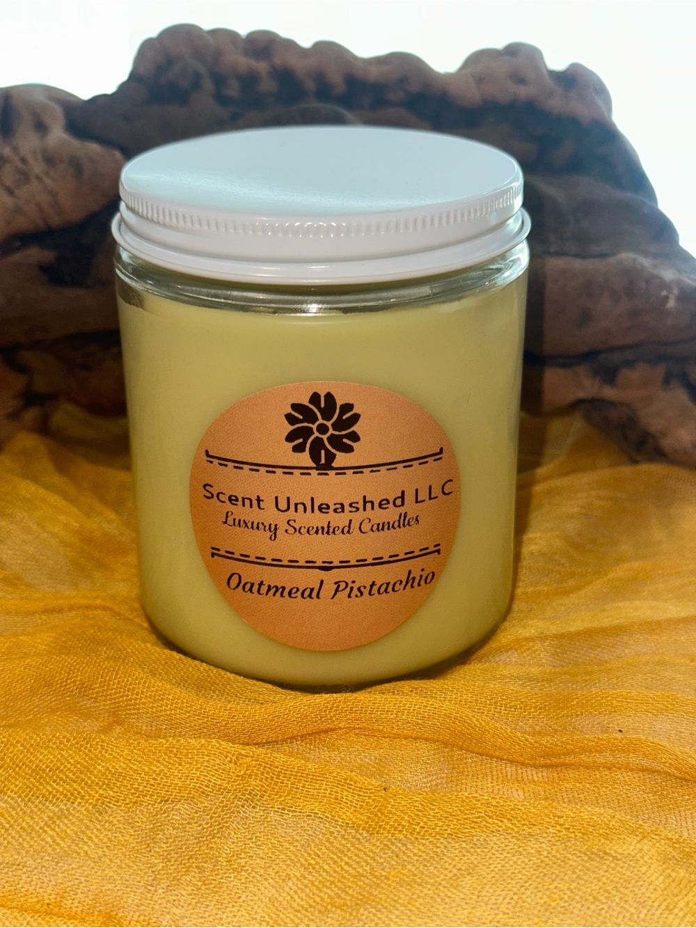 Oatmeal Pistachio Candle - Cream Green